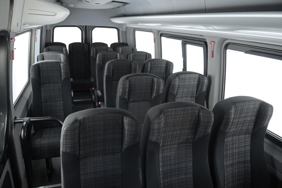 Интерьер Mercedes-Benz Sprinter 515 CDI (Br.906) 2016 года  (фото 3 из 5)
